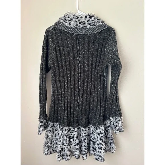 Witchy Whismigoth Gray Leopard Print Trim Knit Cardigan Jacket Size M Grunge - Picture 4 of 7